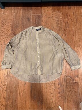 GAP Women’s Tan/Gold with Black Striped l Button Shirt, Sz XSmall